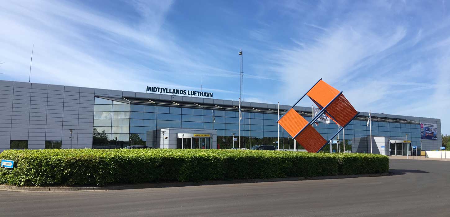 Midtjyllands Lufthavn (Airport of Midtjylland)