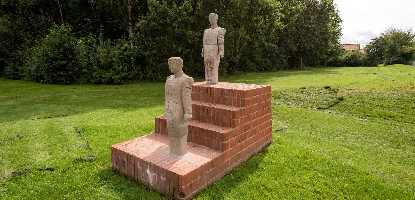 Frisenborg Skulpturpark og Højrisparken