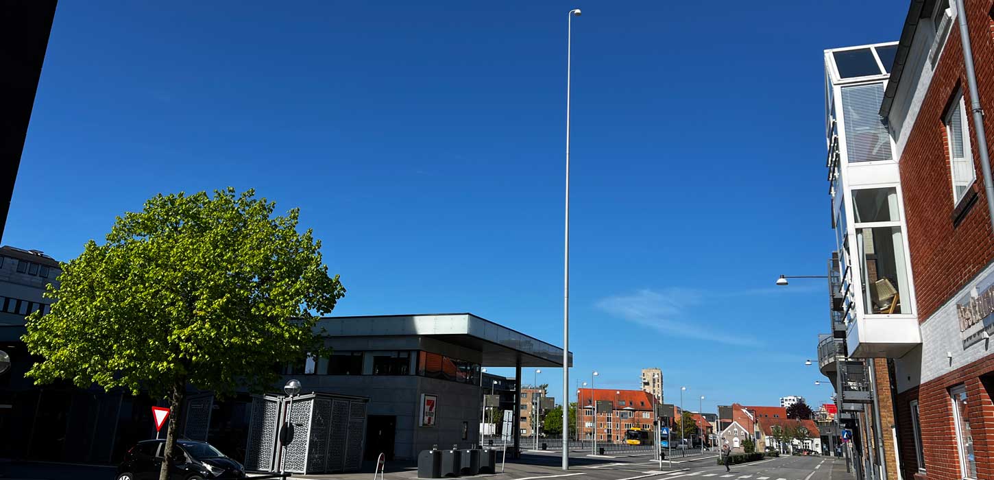 Endless Lamppost